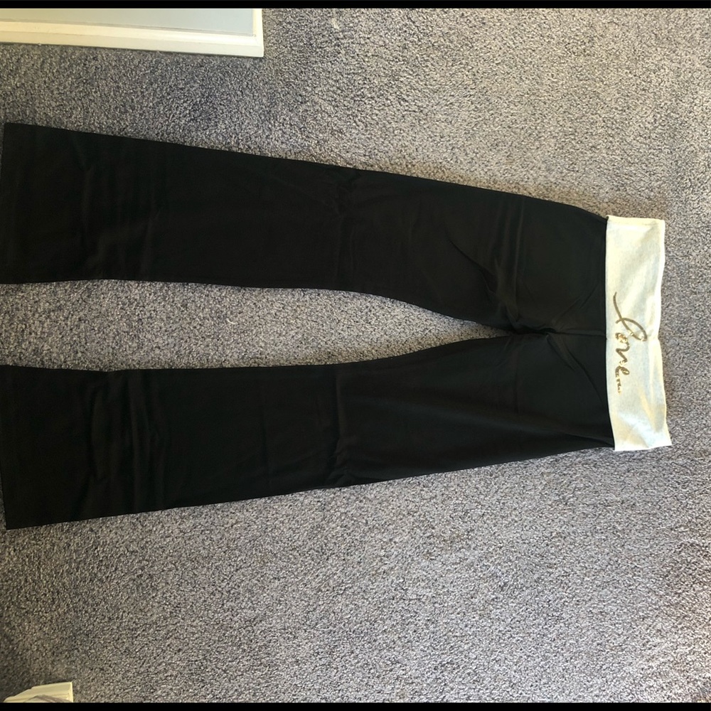 Victoria’s Secret yoga pants